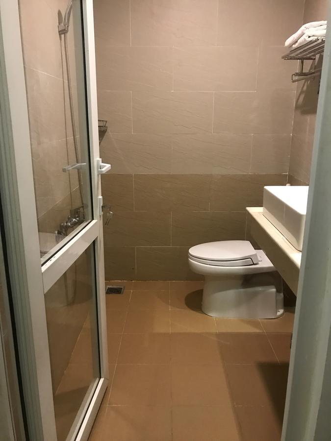 Elegant Hotel Pleiku Luaran gambar