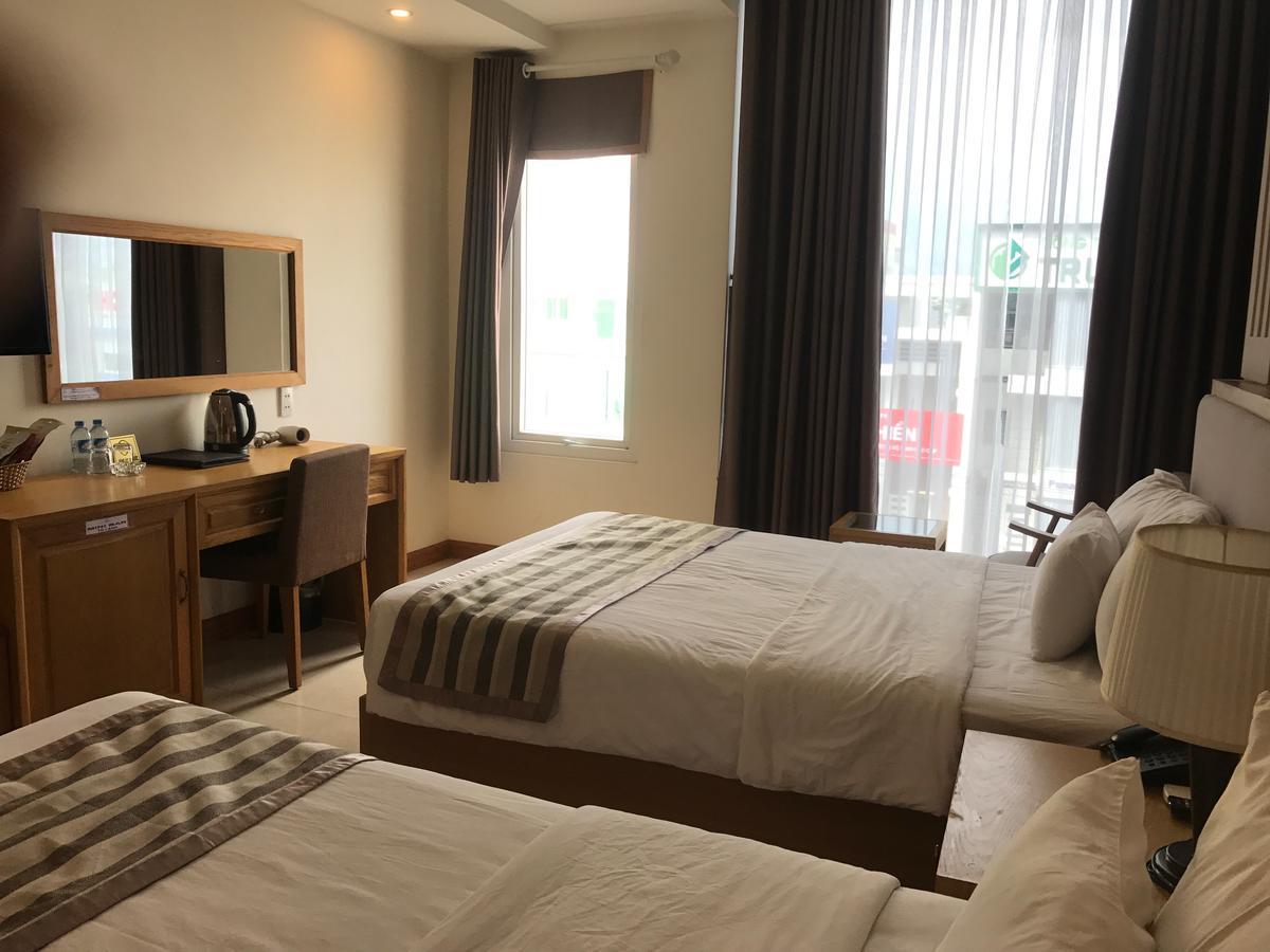 Elegant Hotel Pleiku Luaran gambar