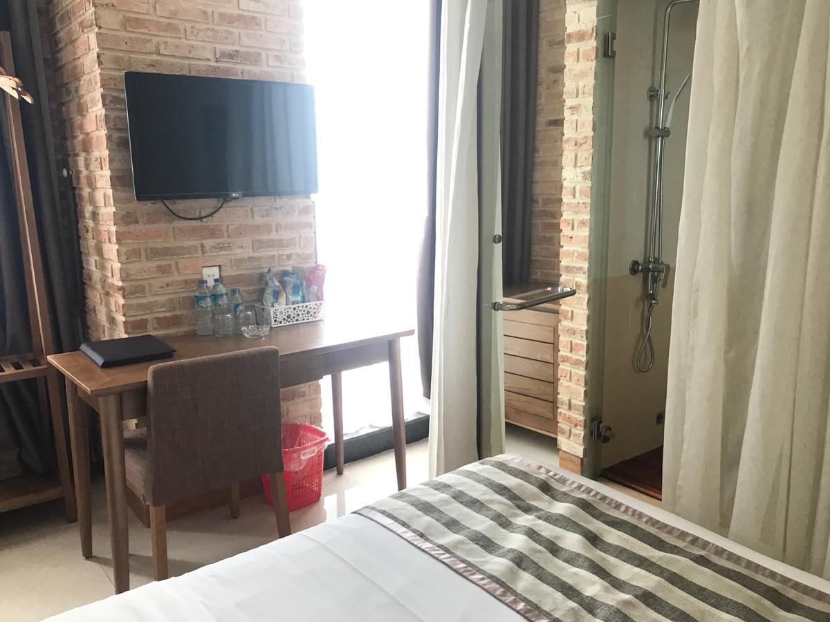 Elegant Hotel Pleiku Luaran gambar